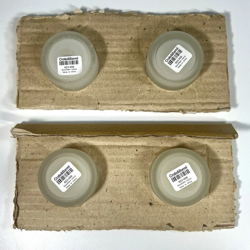Crate‎ & Barrel Snowflake Frosted Glass Votive Candle Holders Xmas Set of 4 NOB